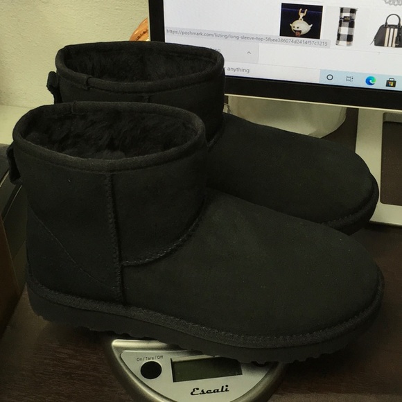 UGG Women's Classic Mini II 1016222 - Picture 6 of 8